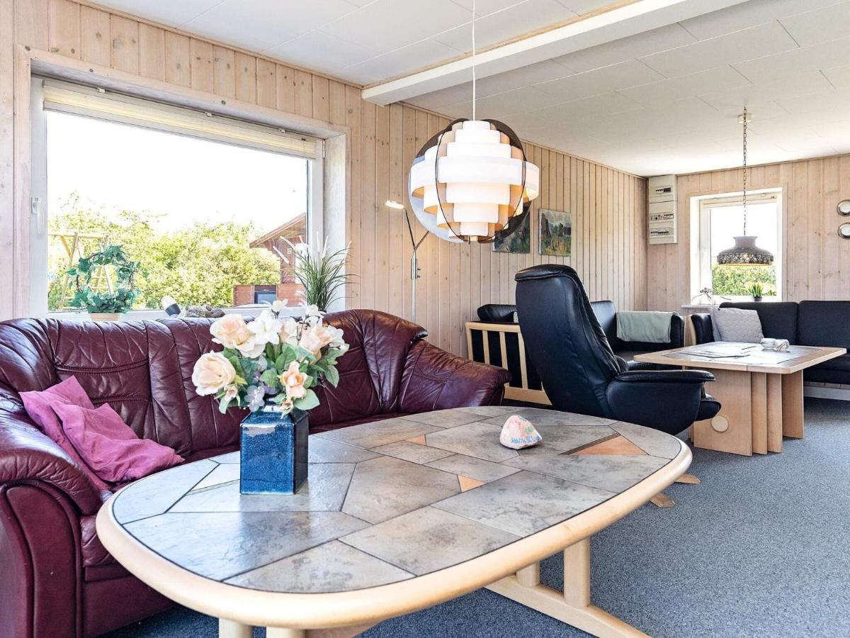 10 Person Holiday Home In Vinderup Buitenkant foto