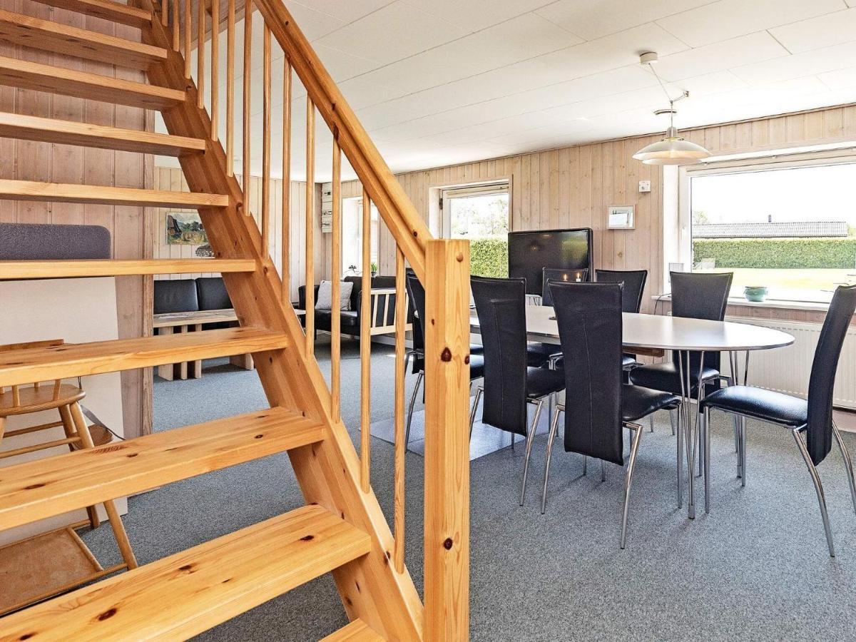 10 Person Holiday Home In Vinderup Buitenkant foto